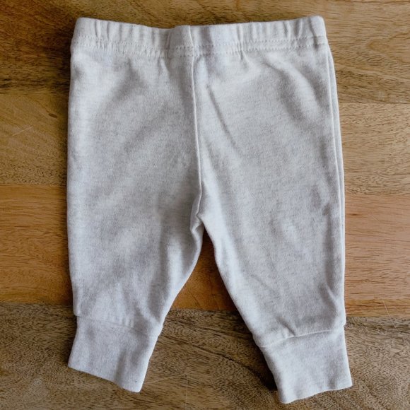 🧸 SALE! (5 for $15, 8 for $22, 12 for $30) Carter’s leggings 0-3m light grey - Picture 3 of 4